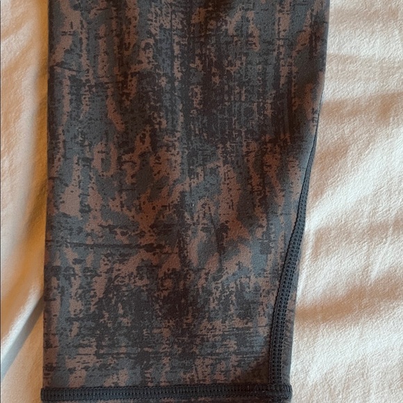 Varley Gray/Brown Patterned Leggings - Picture 3 of 4